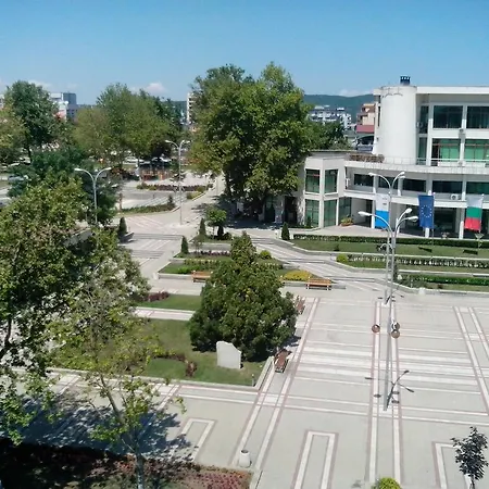 Hotel apartamentowy La Piazza & 3*