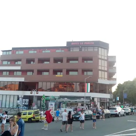 Hotel apartamentowy La Piazza & Primorsko