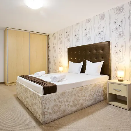 Apartmanhotel La Piazza & Primorszko