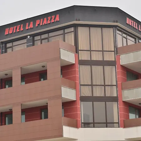 La Piazza & 普里莫尔斯科