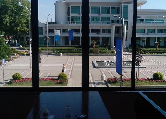 La Piazza & Aparthotel