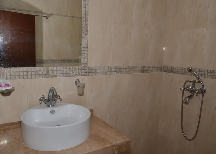 La Piazza & Aparthotel